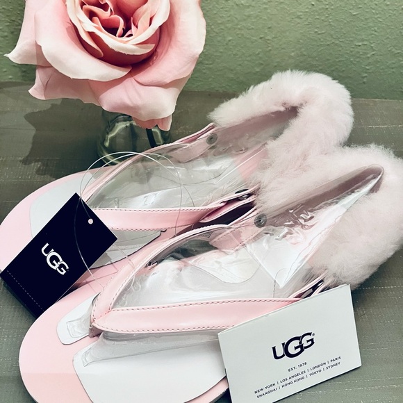 UGG Laalaa Seashell flip flops #1090387/ Size 7​ NWT - Picture 3 of 4